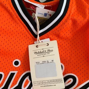 Mitchell &Ness orioles jersey Men’s size medium